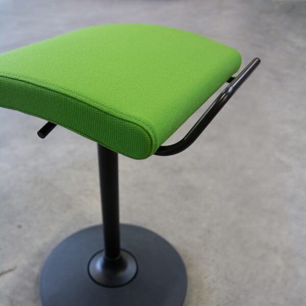 Bild vom Hocker sella aktiva lento in grün