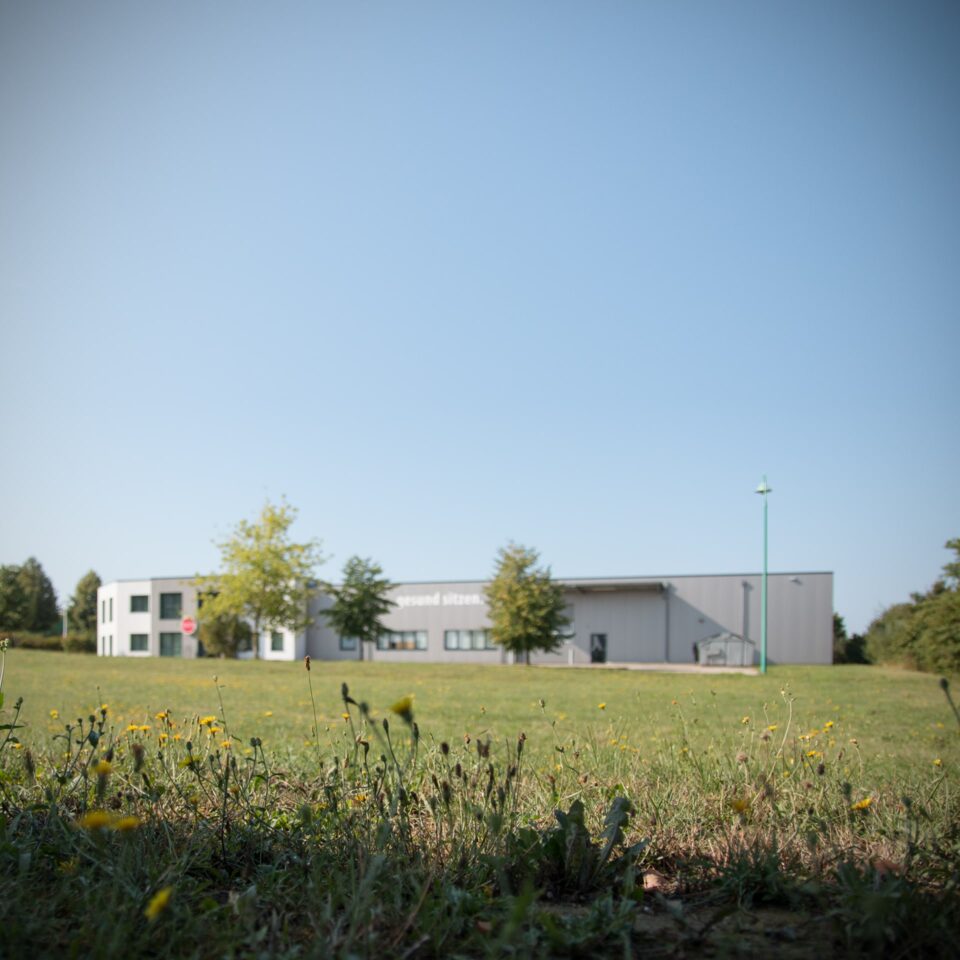 firmengebäude der lento zentrale Hersteller Bürostuhl made in Germany in der nähe von gera