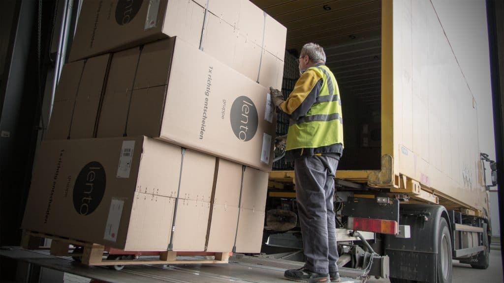 bild zu Bürostuhl made in Germany komplett montiert und im Paket versendet mit DHL