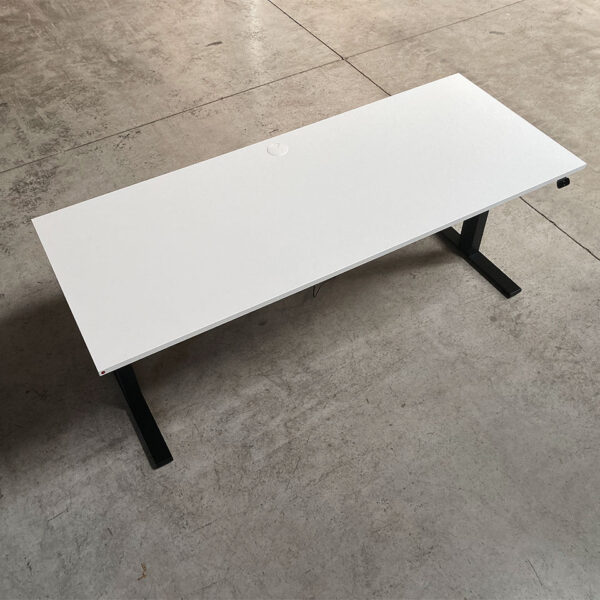 lento cosinus Sitz-Stehtisch unkompliziert aufbauen - komplett montiert geliefert mit weißer Tischplatte